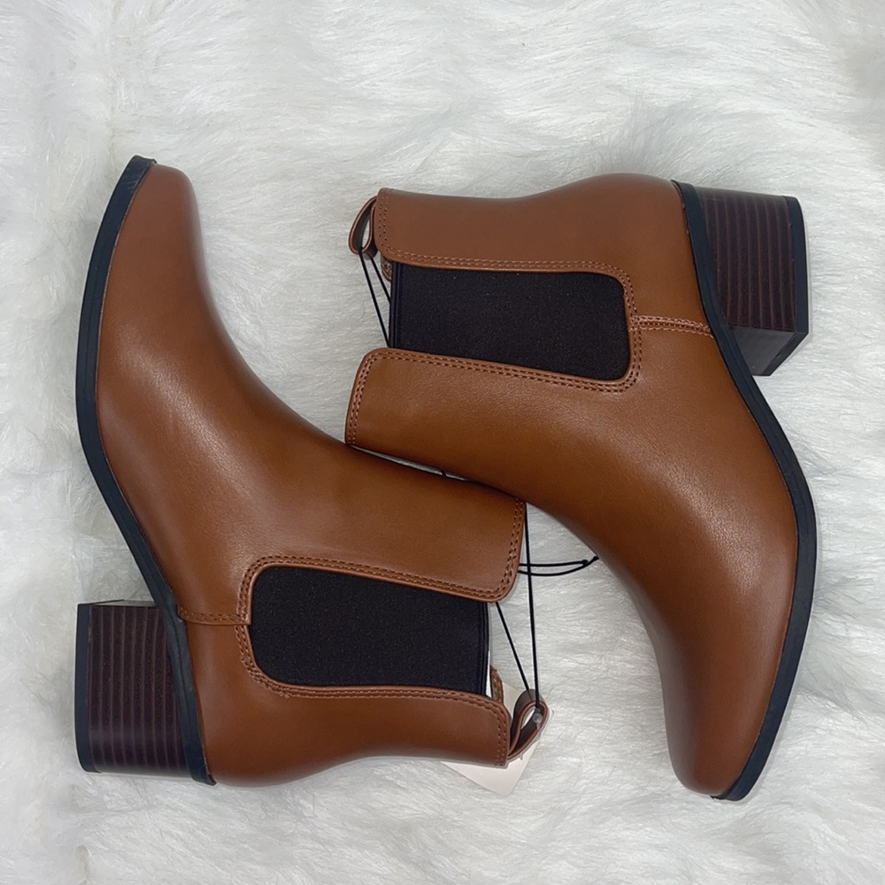 COPY - Brown boots